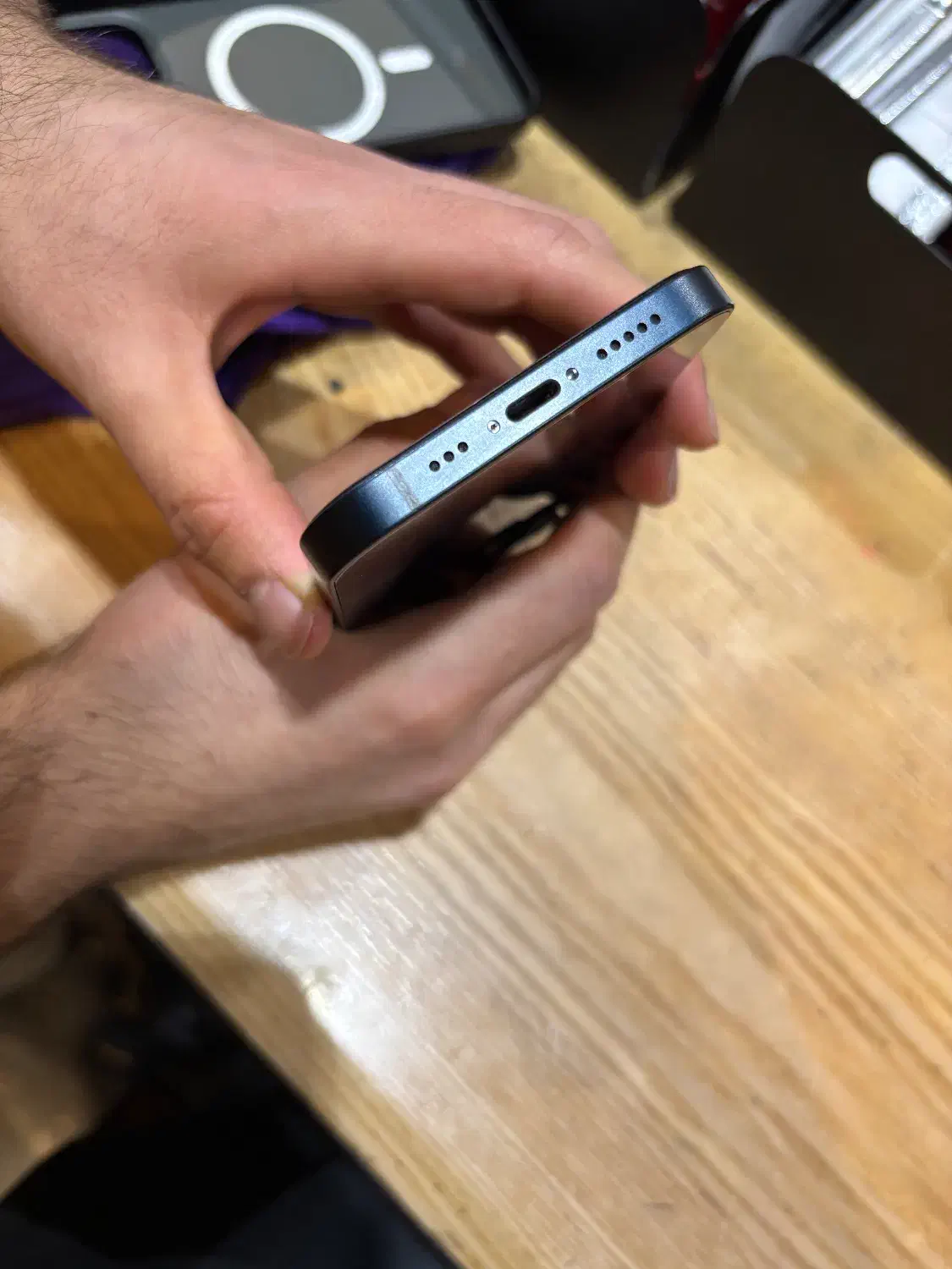 ایفون ۱۳ نرمال|موبایل|اندیشه, اندیشه فاز ۱|دیوار