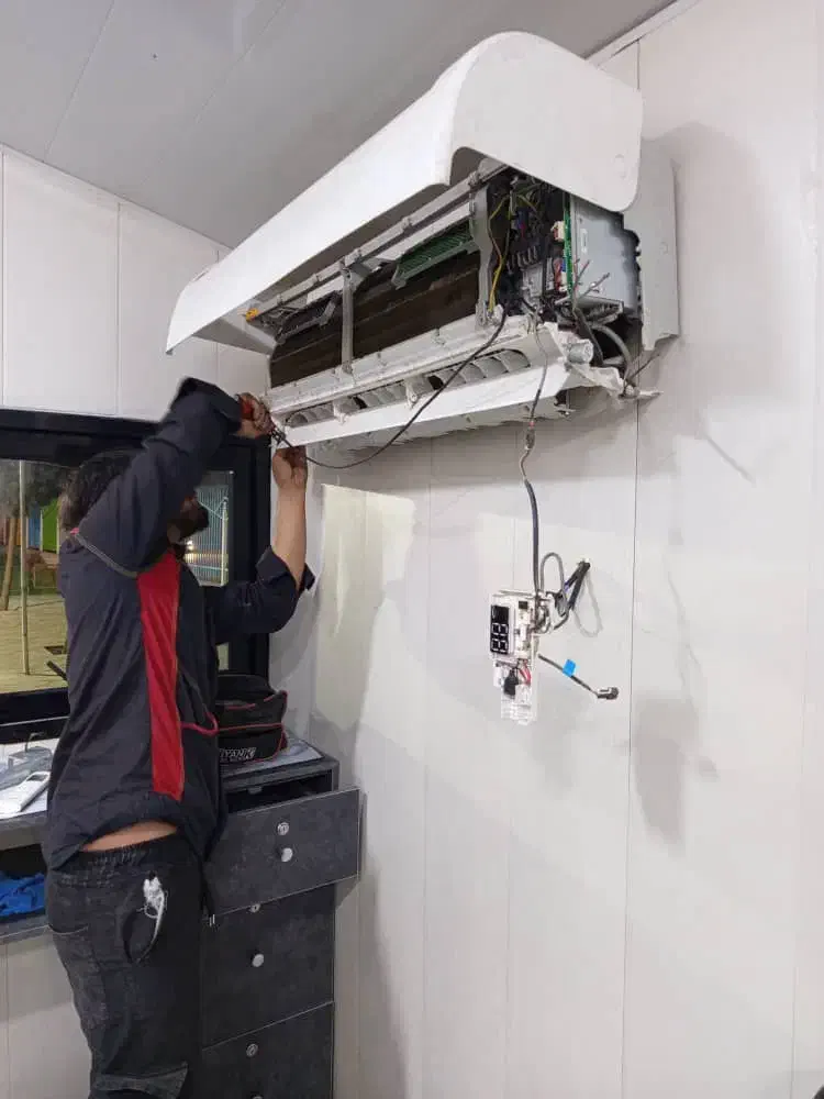 تعمیرات و نصب پکیج و کولرگازی|خدمات پیشه و مهارت|نجف‌آباد, رجایی شمالی|دیوار