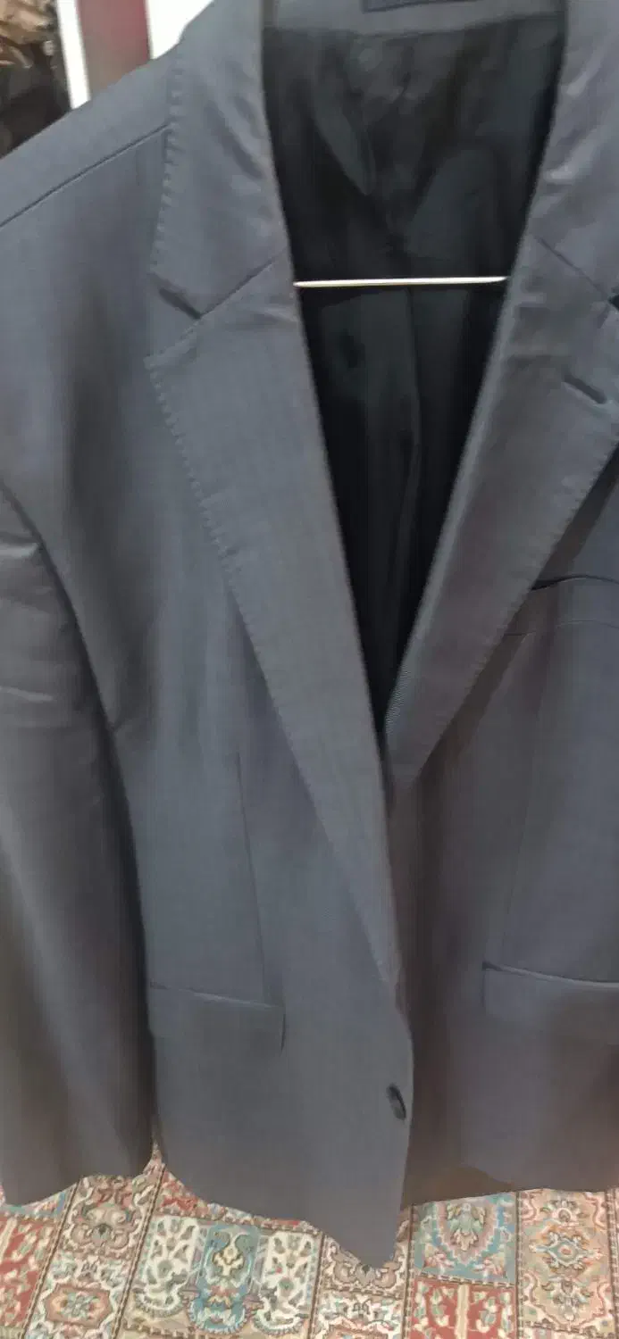 تعدادی لباس|لباس|سنندج, |دیوار