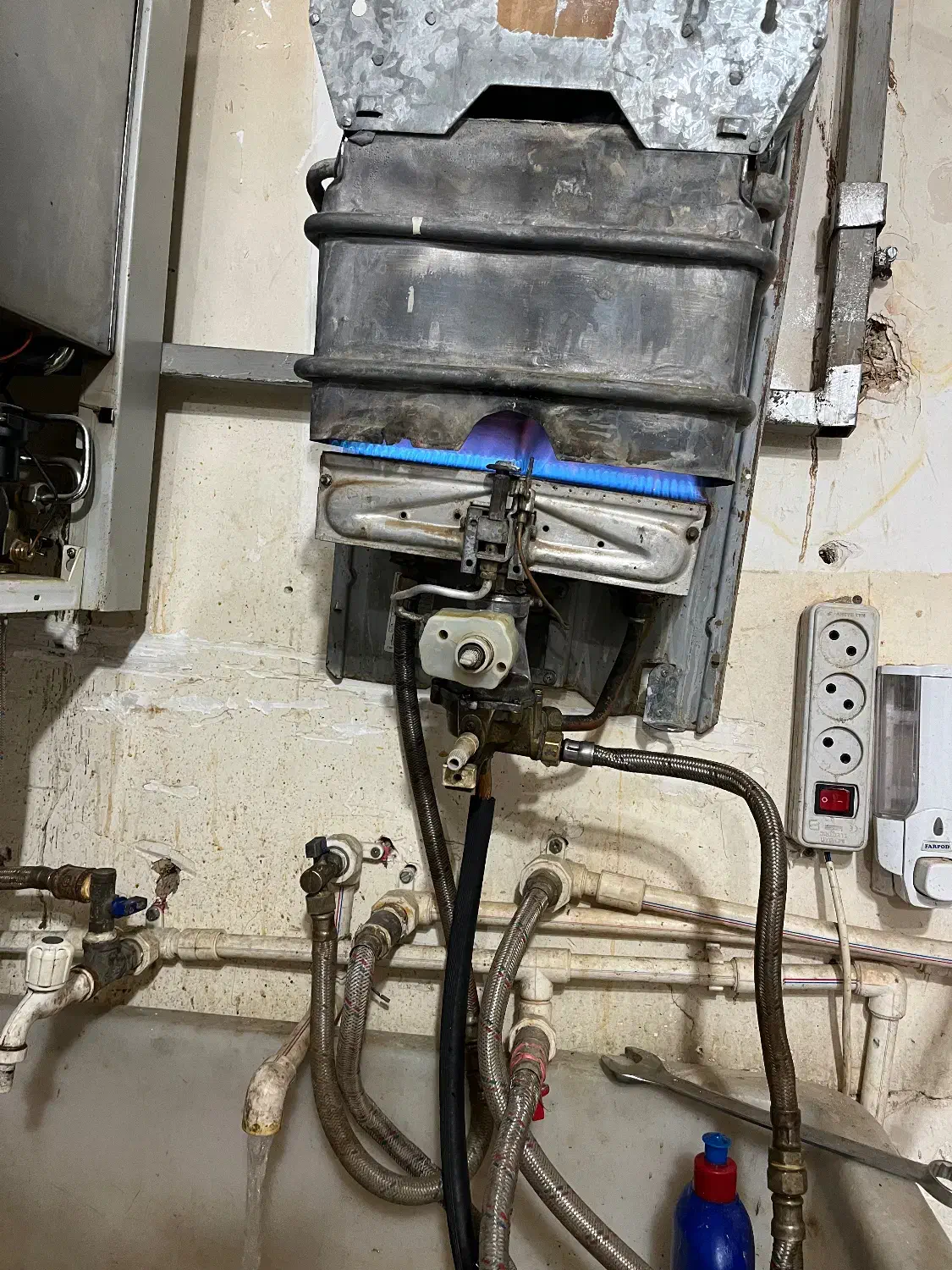 ابگرمکن بوتان|آبگرمکن، پکیج، شوفاژ|مشکین‌دشت, |دیوار