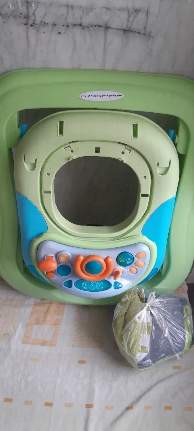 رورواک و گهواره|اسباب و اثاث بچه|شاهرود, |دیوار