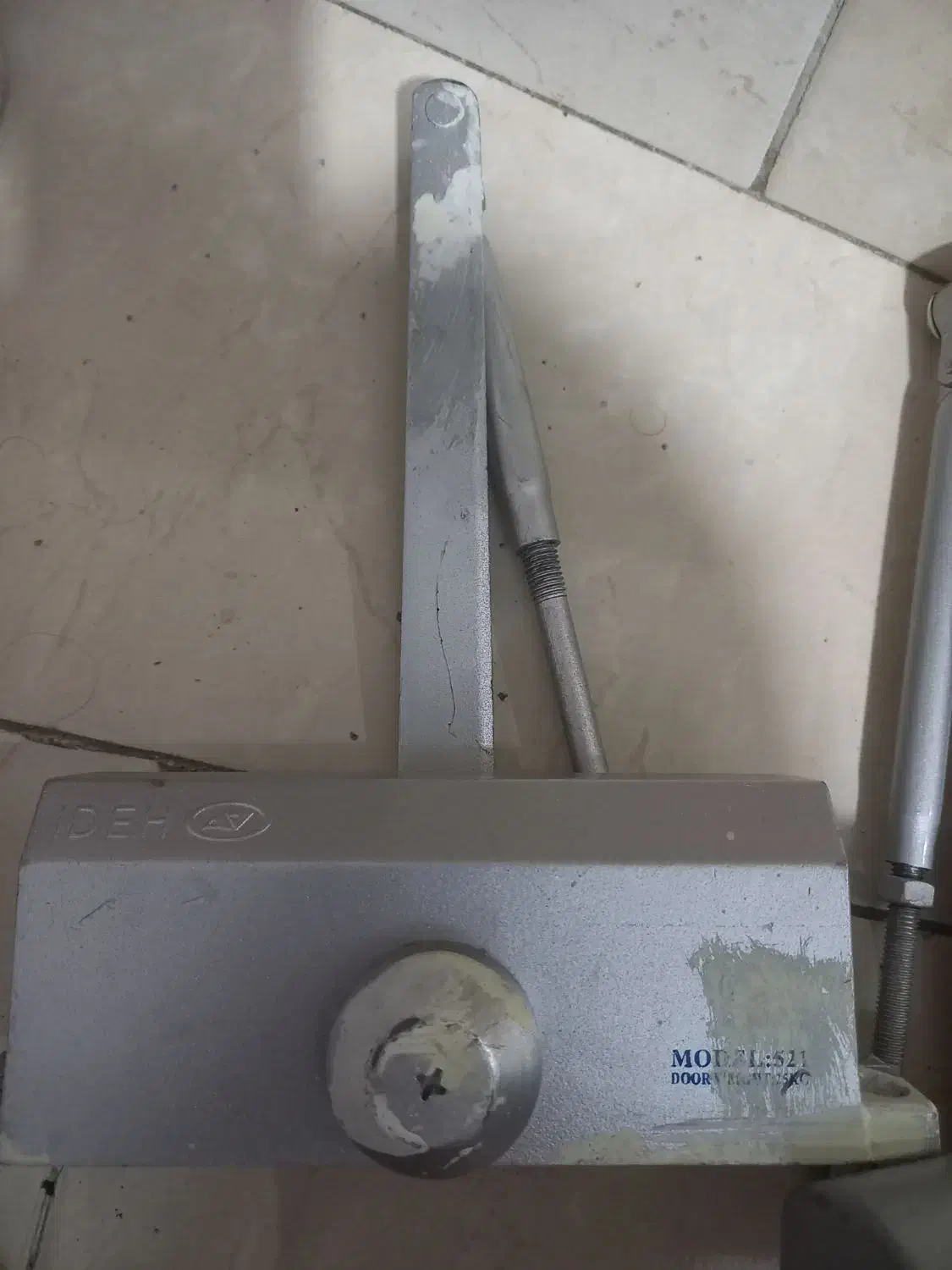 دو عدد جک ارام بند|مصالح و تجهیزات ساختمان|تهران, شهرک رضویه|دیوار