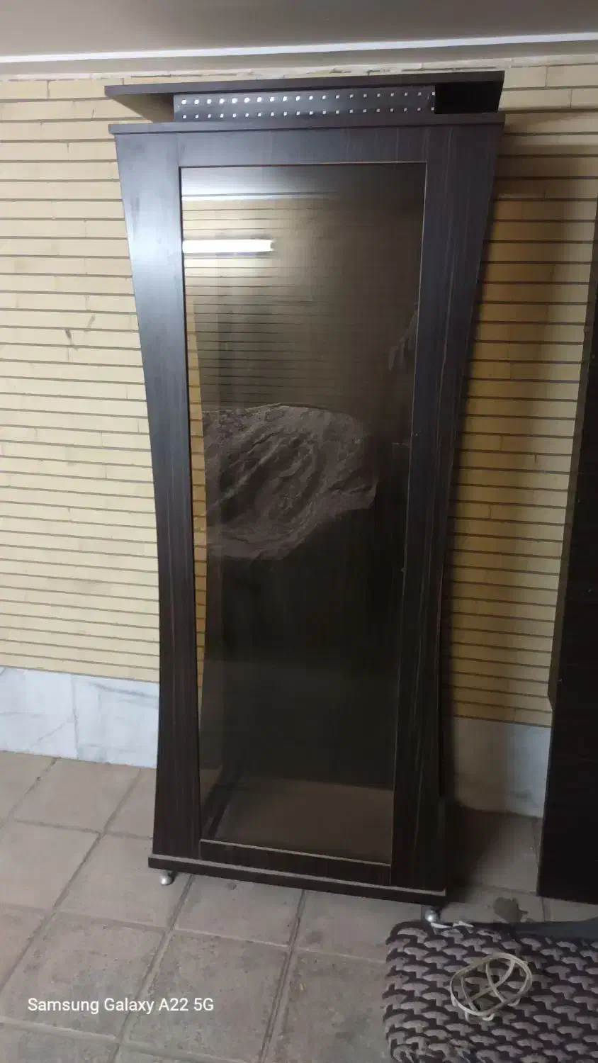 فروش زیر تلویزیون شیشه|میز تلویزیون|جهرم, |دیوار