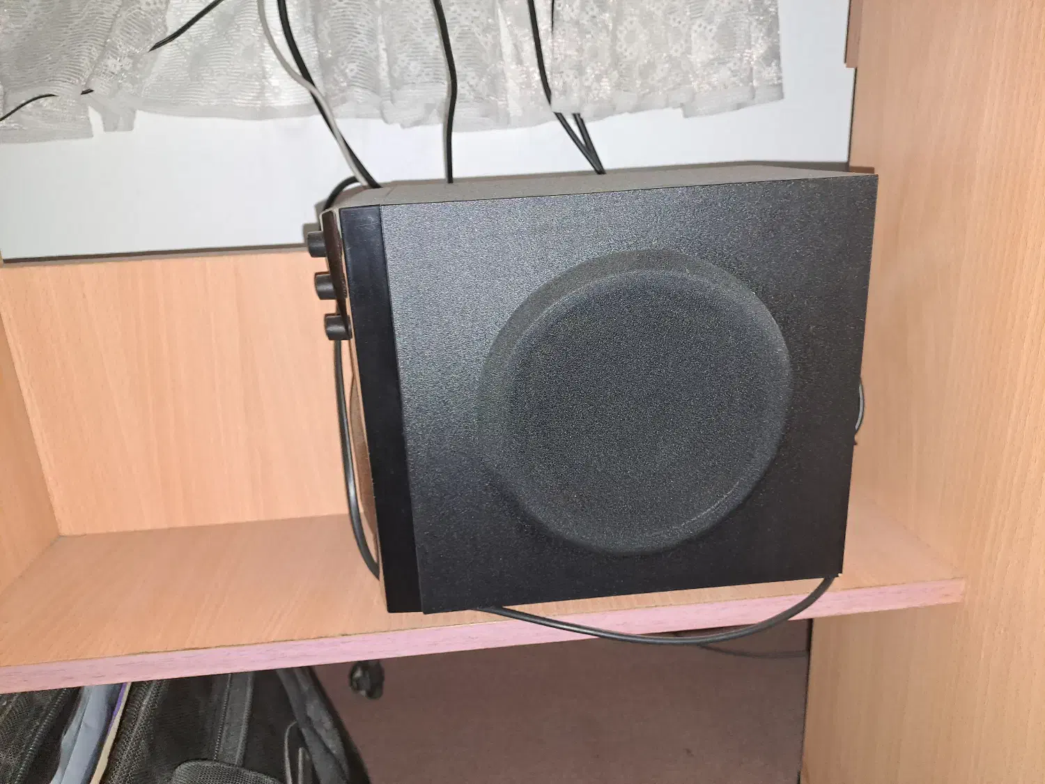 کامپیوتر|رایانه رومیزی|لاهیجان, بازکیاگوراب|دیوار