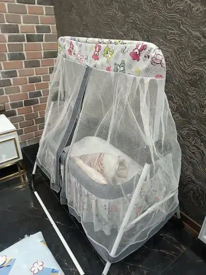 گهواره نوزاد نو|تخت و صندلی بچه|بیرجند, |دیوار