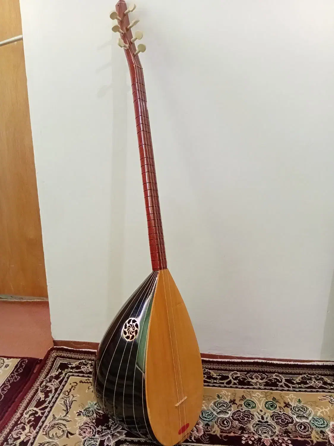 دیوان|سازهای سنتی|سنندج, |دیوار