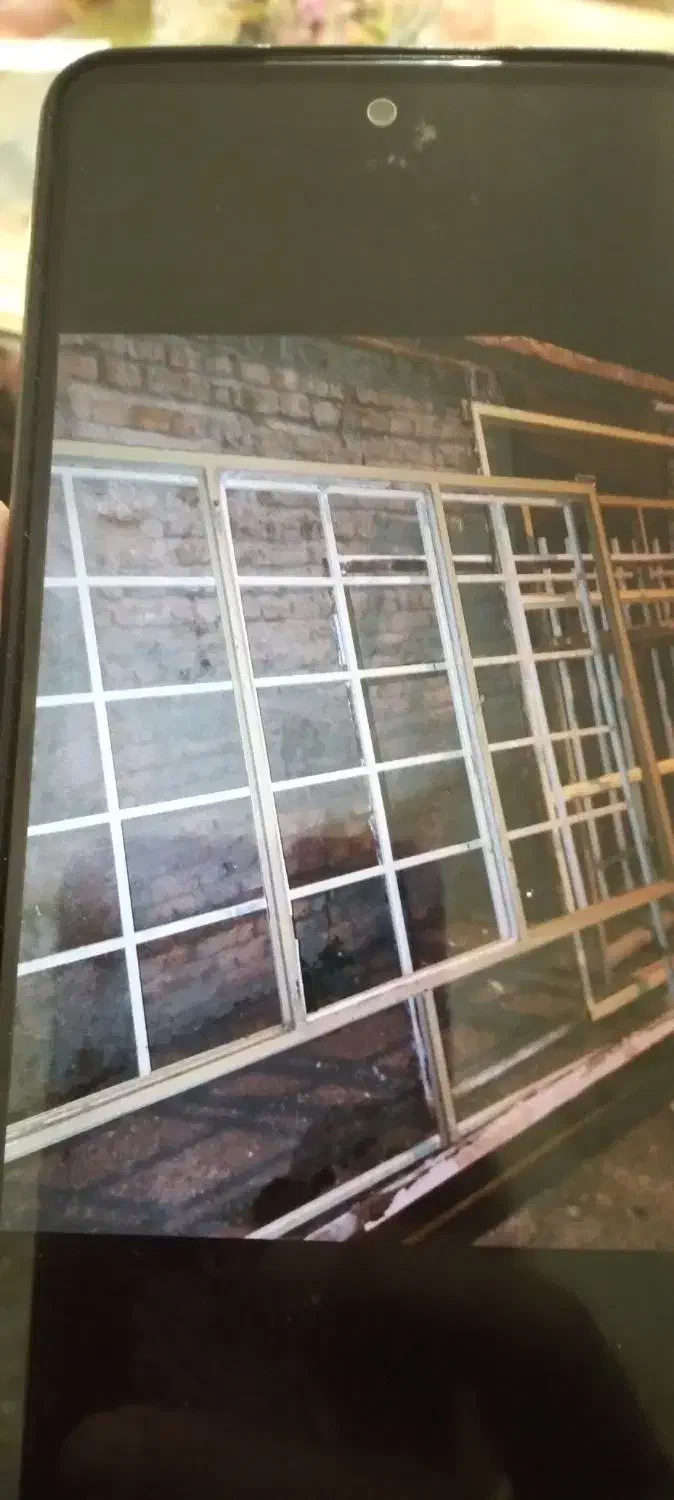 پنجره ویک عدد درب ضد سرقت|مصالح و تجهیزات ساختمان|ماکو, |دیوار