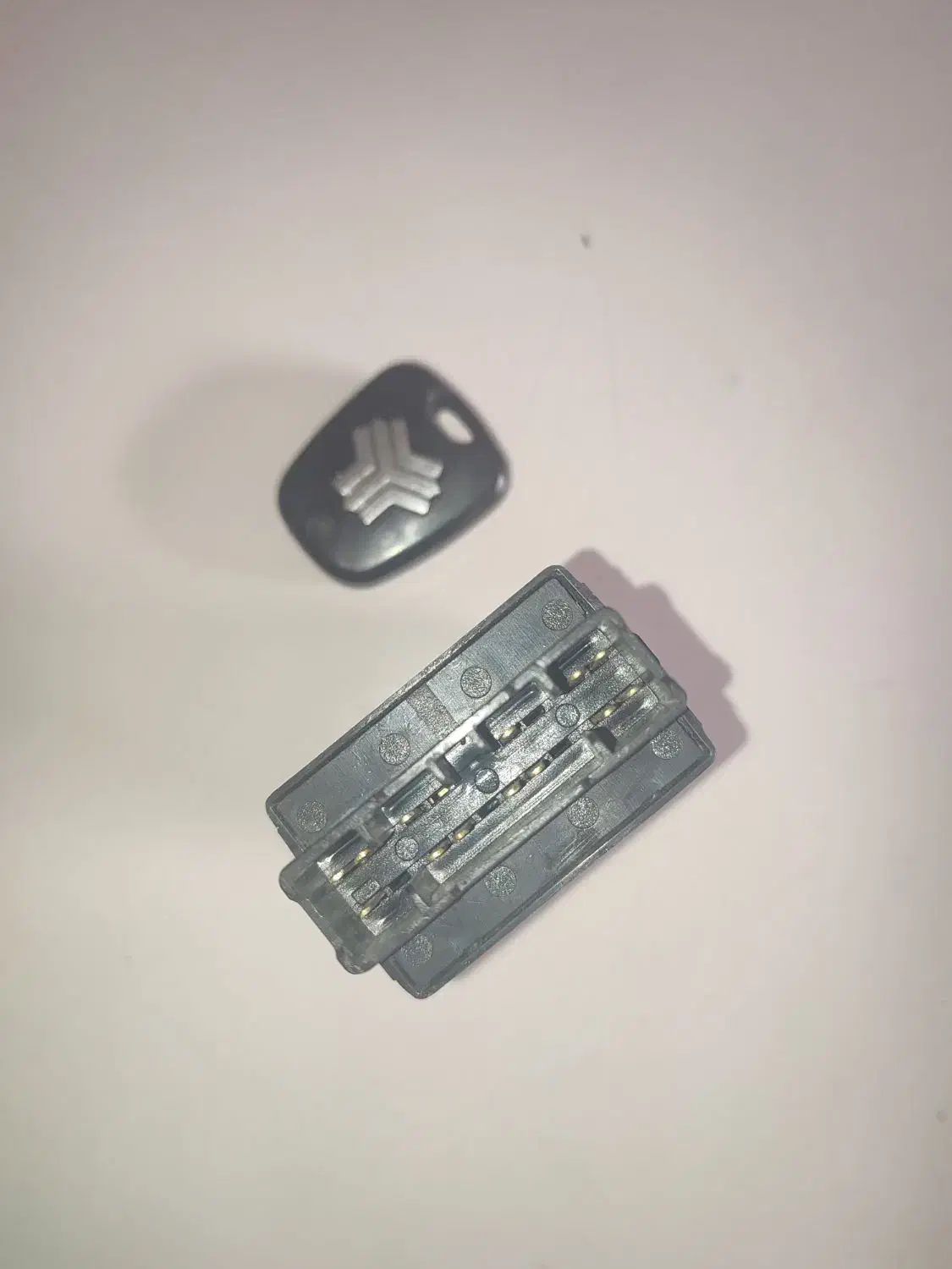 قفل مرکزی خانواده سایپا ریموت دار|قطعات یدکی و لوازم جانبی|همدان, |دیوار