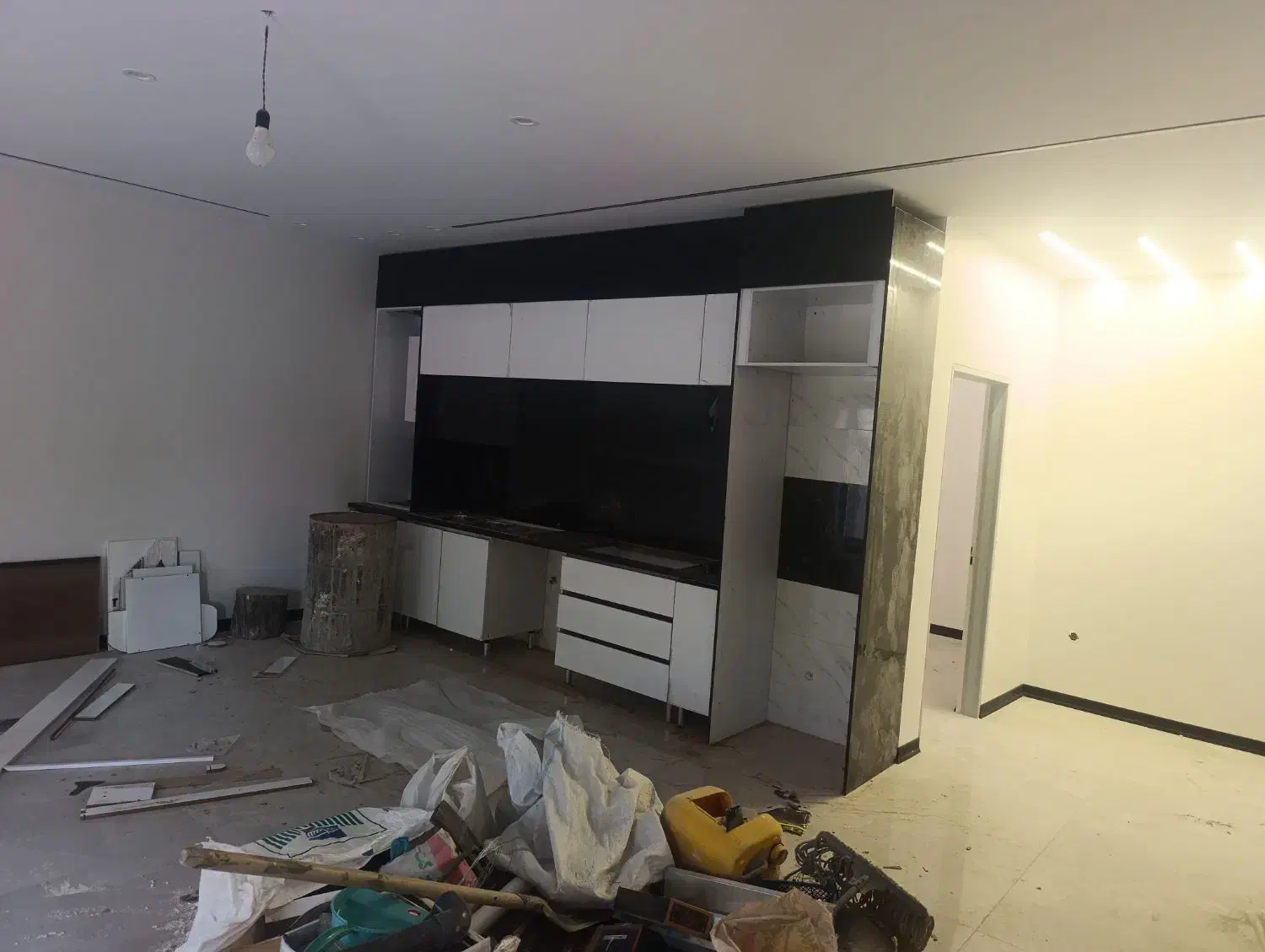 کابینت.کمد دیواری. تعمیرات|خدمات پیشه و مهارت|اندیشه, شهرک کوثر|دیوار