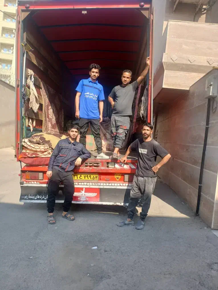 اتوبارحمل بار اسباب کشی منزل باکارگرباماشین ایسوزو|خدمات حمل و نقل|بندرعباس, |دیوار