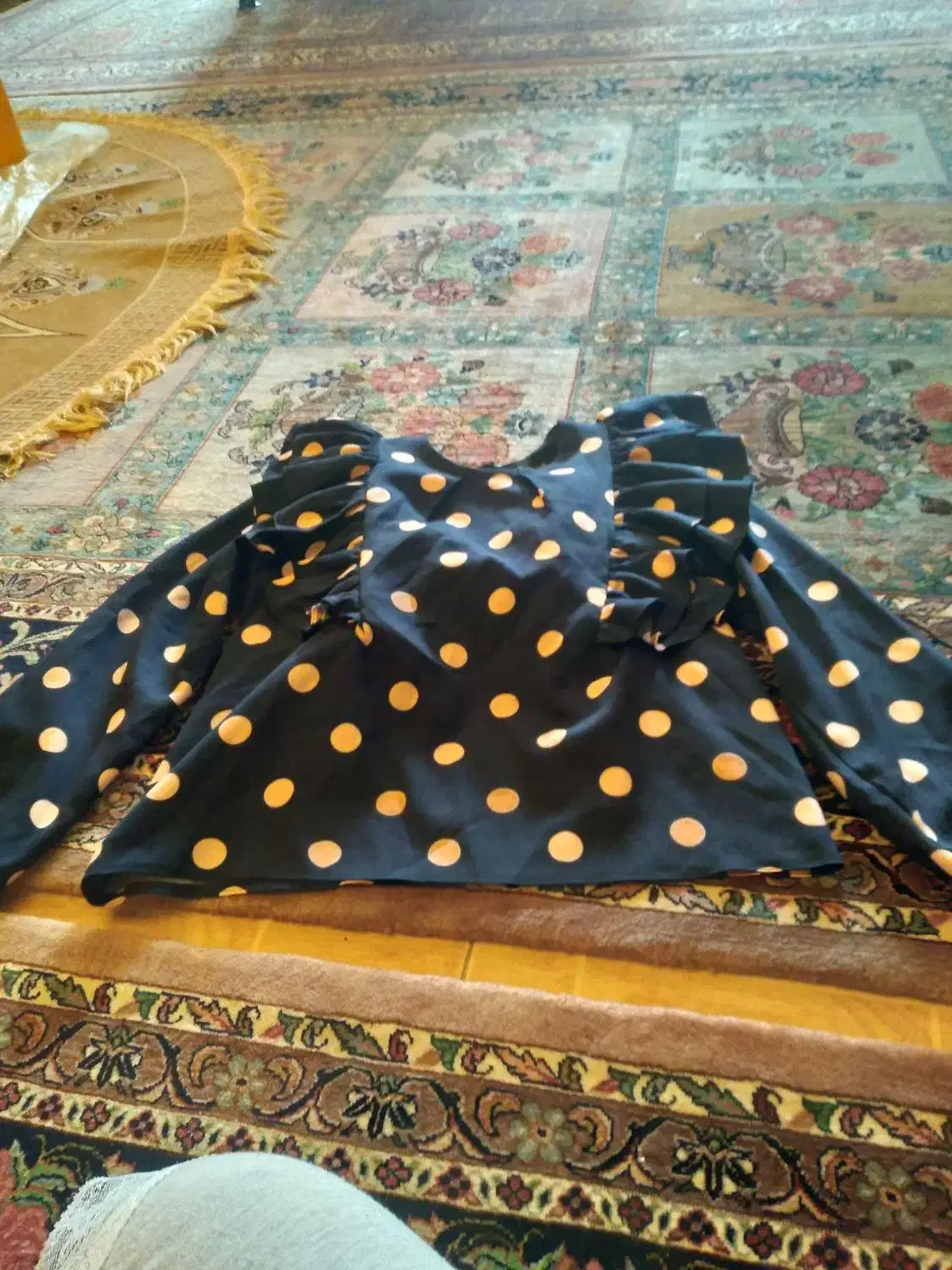 لباس دخترانه در حد نو|لباس|تهران, تجریش|دیوار