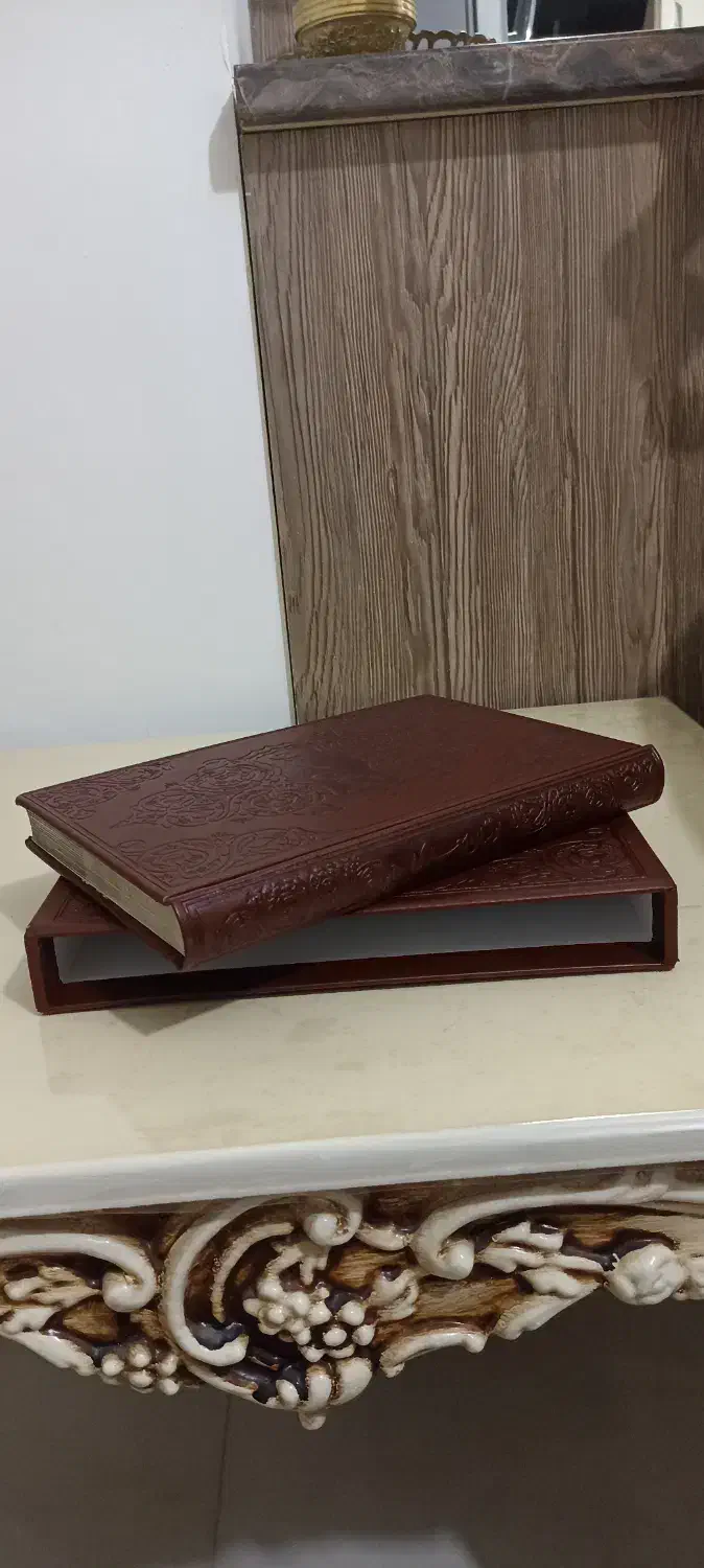 کتاب بوستان سعدی قاب دار|کتاب و مجله تاریخی|پردیس, فاز ۳|دیوار