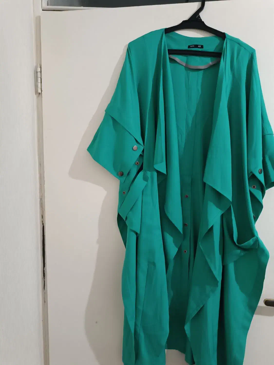 لباس زنانه|لباس|کرج, کوی مدرس|دیوار