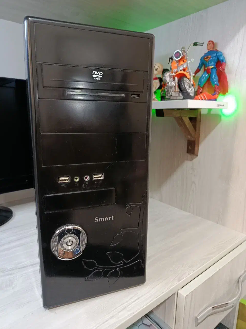 کامپیوتر خانگی همراه با مانتیور 20 اینچ|رایانه رومیزی|تهران, مشیریه|دیوار