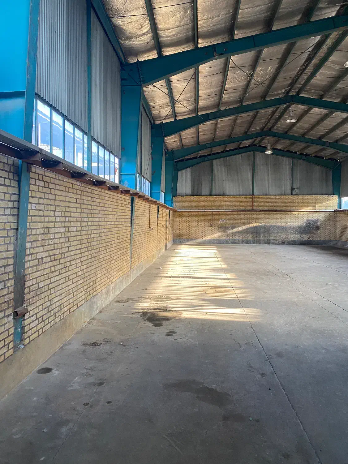 اجاره سوله ۴۰۰ متری در شهرک صنعتی اشتهارد|اجارهٔ دفتر صنعتی، کشاورزی، تجاری|اشتهارد, |دیوار