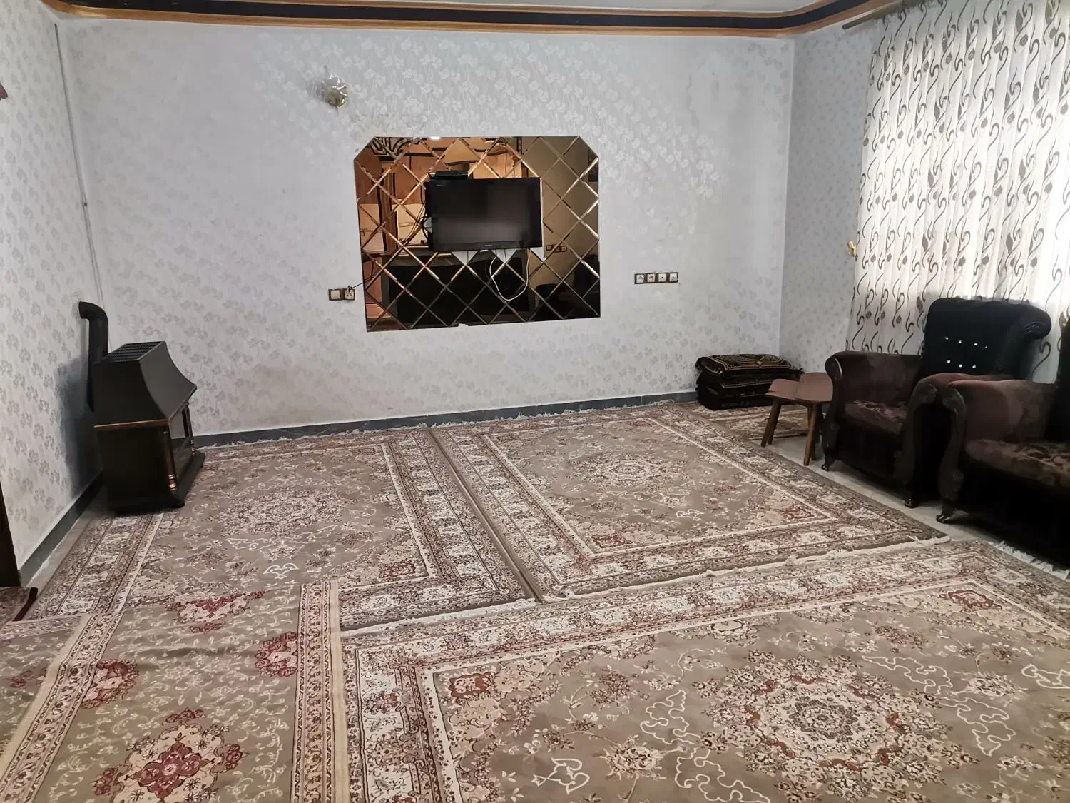 سویت اجاره ای نزدیک دریاچه زریبار|اجارهٔ کوتاهمدت آپارتمان و سوئیت|مریوان, |دیوار