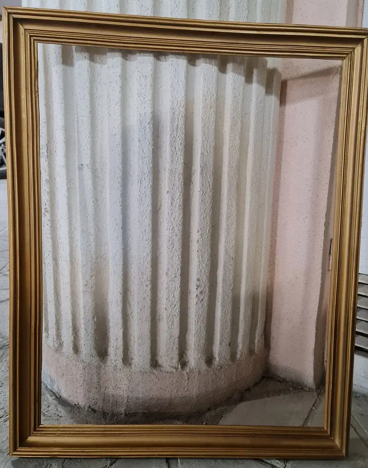 قاب تزئینی برای انواع نقاشی و فرش|تابلو، نقاشی، عکس|اصفهان, باغ زرشک|دیوار