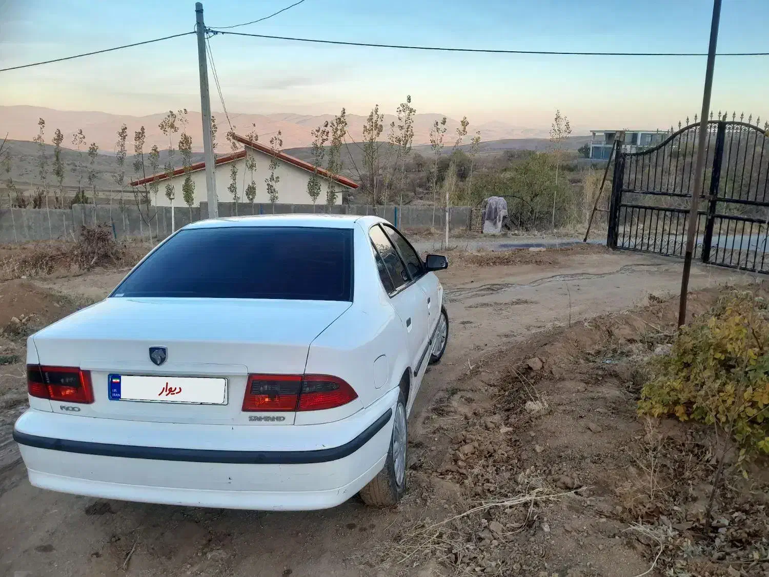 سمند ال ایکس ۹۰|خودرو سواری و وانت|بروجرد, |دیوار