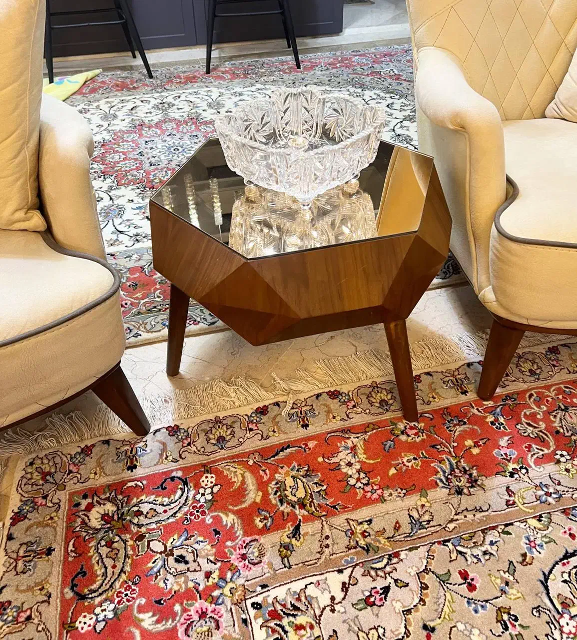 مبل راحتی چستر ۸ نفره|مبلمان خانگی و میز عسلی|تهران, امیرآباد|دیوار