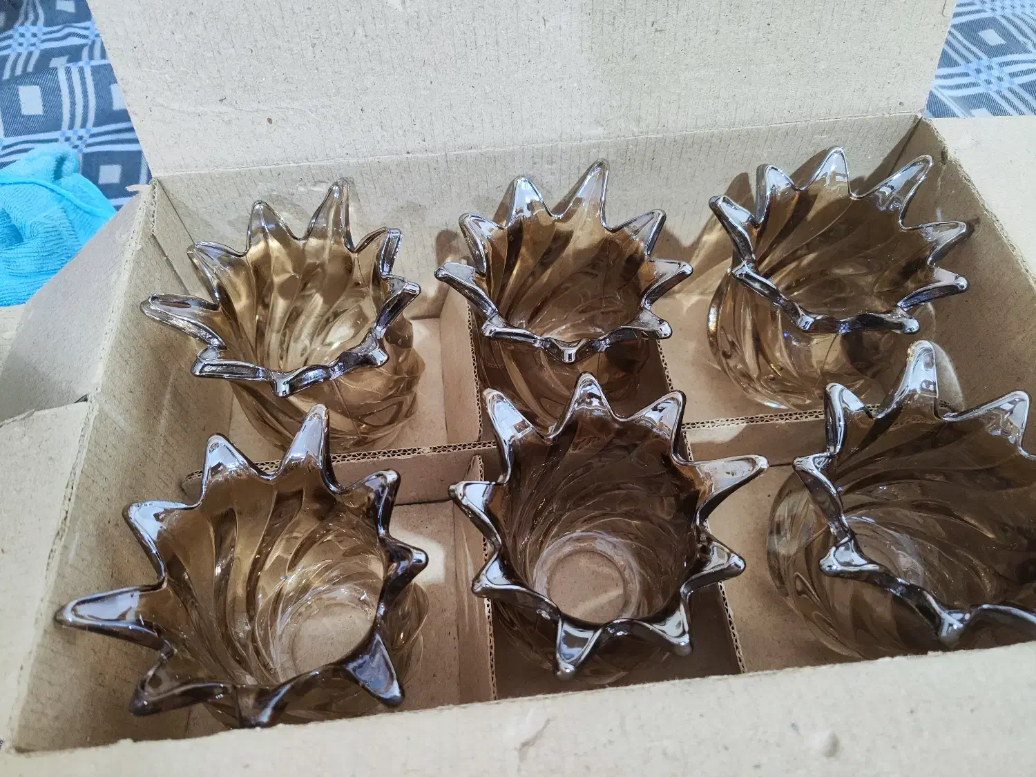 لاله لوستر|لوستر و چراغ آویز|دماوند, دماوند|دیوار