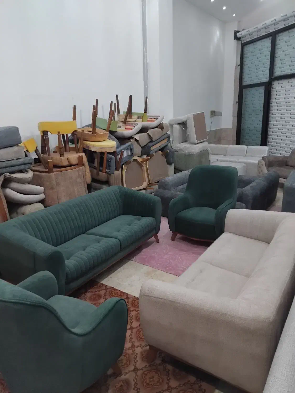 مبل مبلمان فروش ویژه مبل به علت تغییرشغل|مبلمان خانگی و میز عسلی|دابودشت, |دیوار