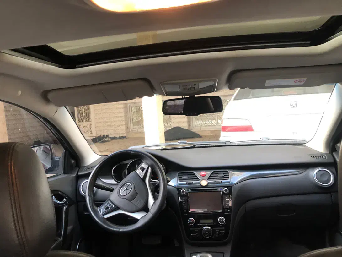 جک‌ j5 اتومات|خودرو سواری و وانت|مشهد, بهاران|دیوار