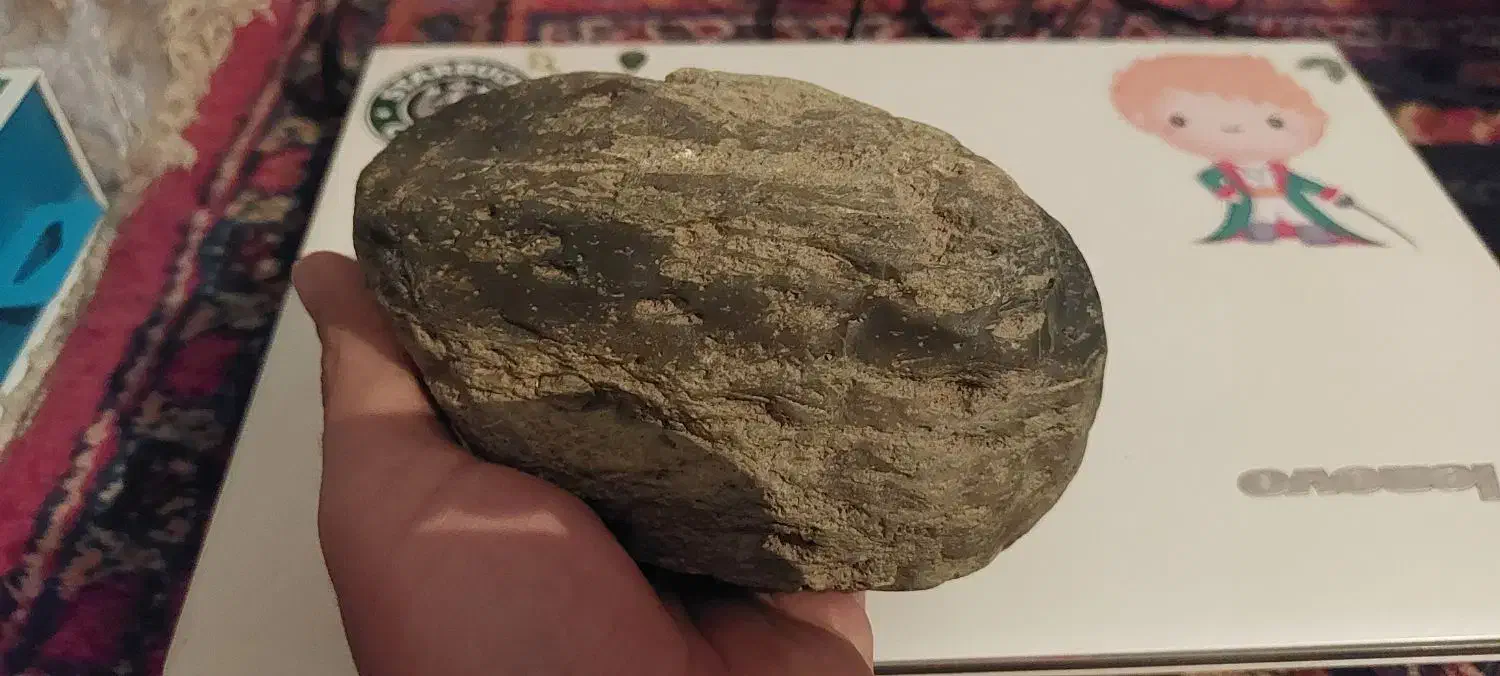 سنگ دو رنگ|کلکسیون اشیاء عتیقه|میانه, |دیوار