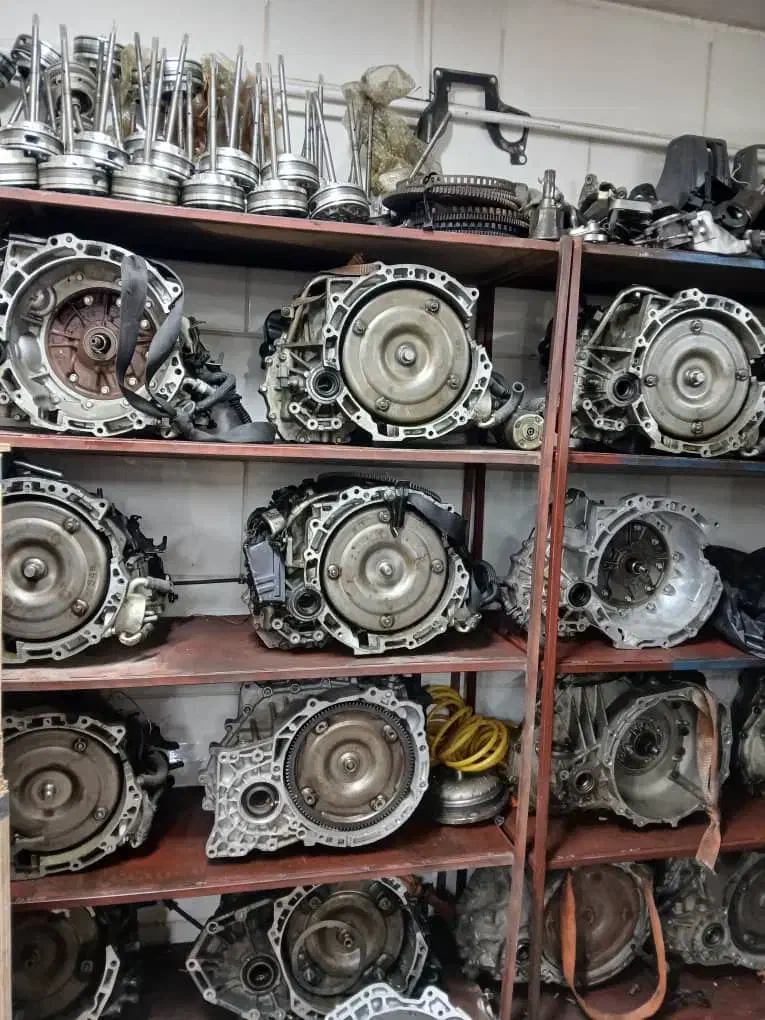 لوازم استوک ماشینهای خارجی و داخلی|قطعات یدکی و لوازم جانبی|رشت, نیروی دریایی|دیوار