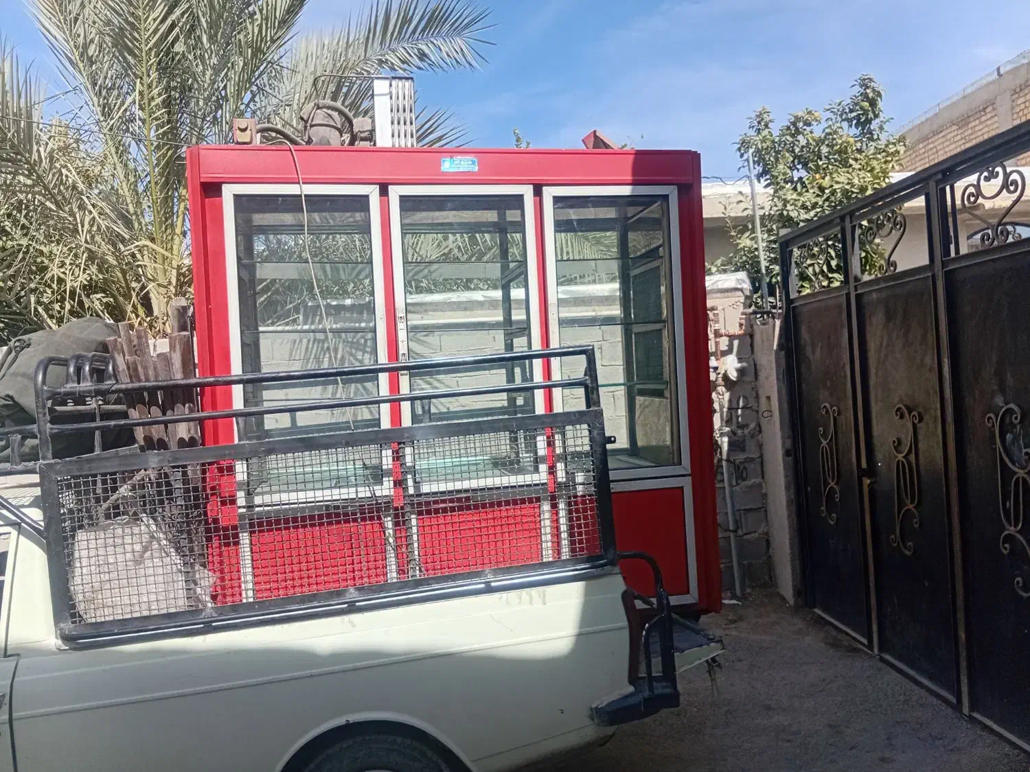 یخچال شیش در درحدنو|فروشگاه و مغازه|جهرم, |دیوار