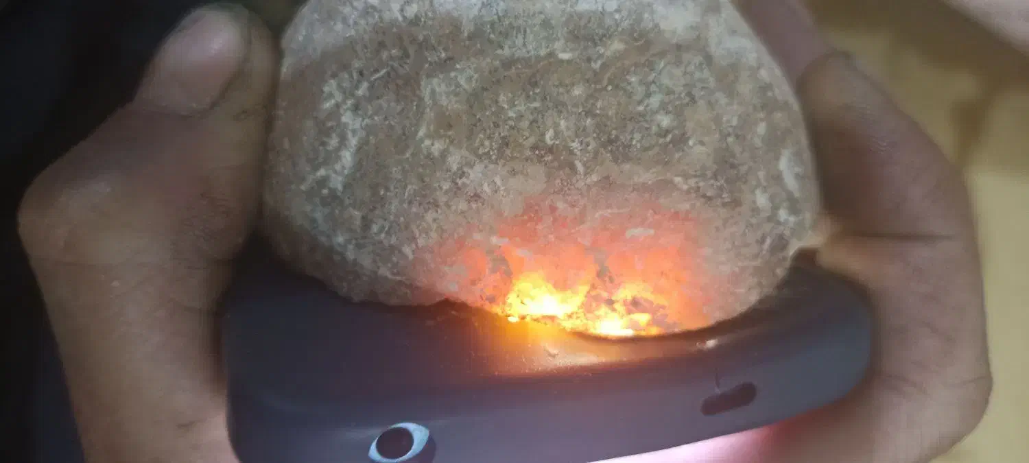 سنگ عطیقه|کلکسیون اشیاء عتیقه|شیراز, شیخ علی چوپان|دیوار