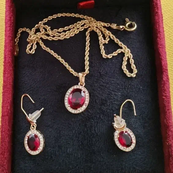 فروش نیم ست طلا 18 عیار|جواهرات|اصفهان, الهیه|دیوار