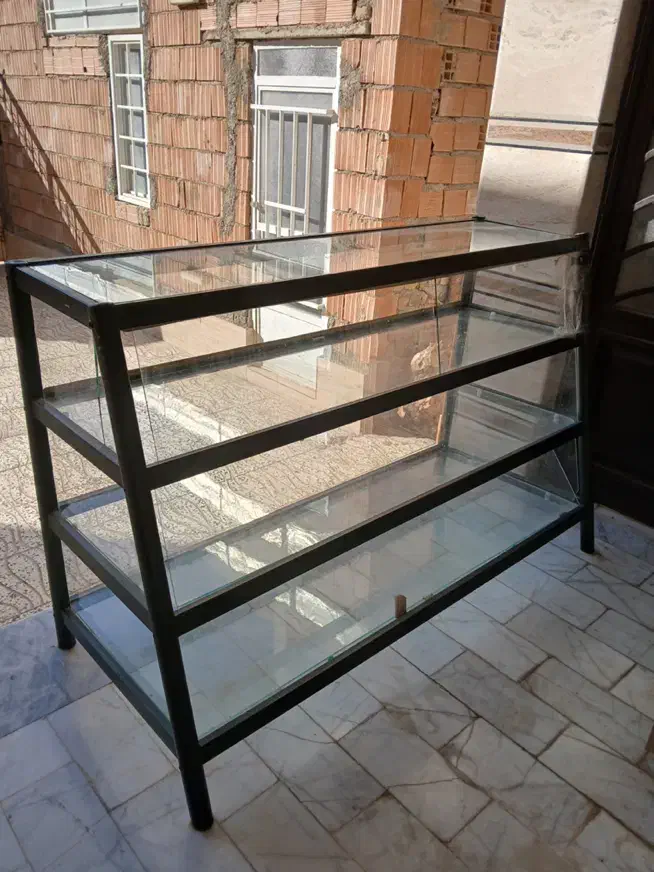 ویترین درحد نو زیر قیمت|بوفه، ویترین، کنسول|مینودشت, |دیوار