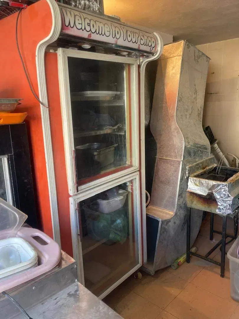 فروش یخچال فریزر ۱۰۰۰لیتری|کافیشاپ و رستوران|شیراز, جوادیه|دیوار