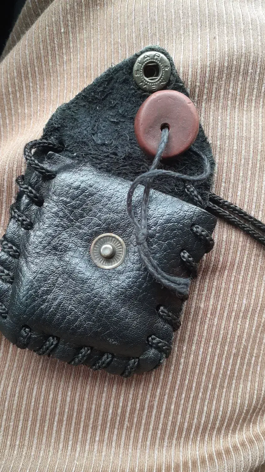 انگشتر|بدلیجات|اهواز, کمپلو شمالی|دیوار