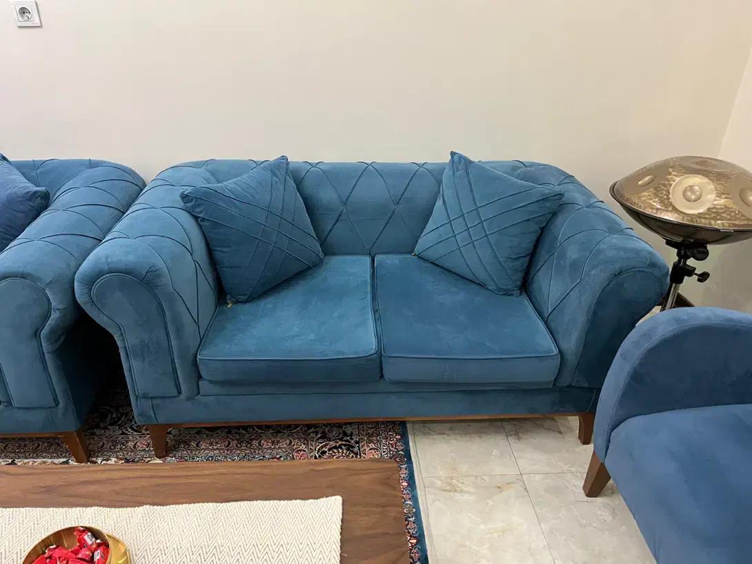 مبل چستر ۷ نفره دست دوم|مبلمان خانگی و میز عسلی|تهران, قاسم‌آباد|دیوار