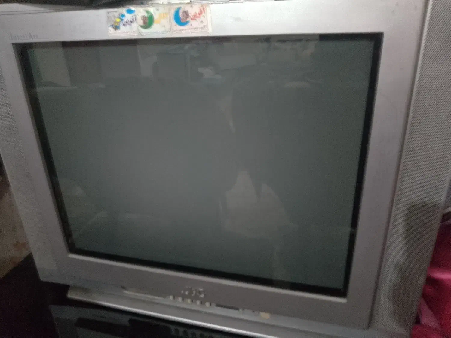 تلویزیون  سالم|تلویزیون و پروژکتور|رشت, ولکس|دیوار