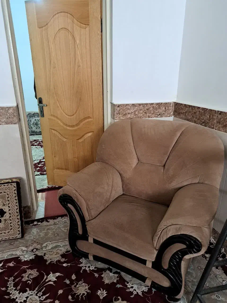 مبل راحتی در حد|مبلمان خانگی و میز عسلی|فامنین, |دیوار