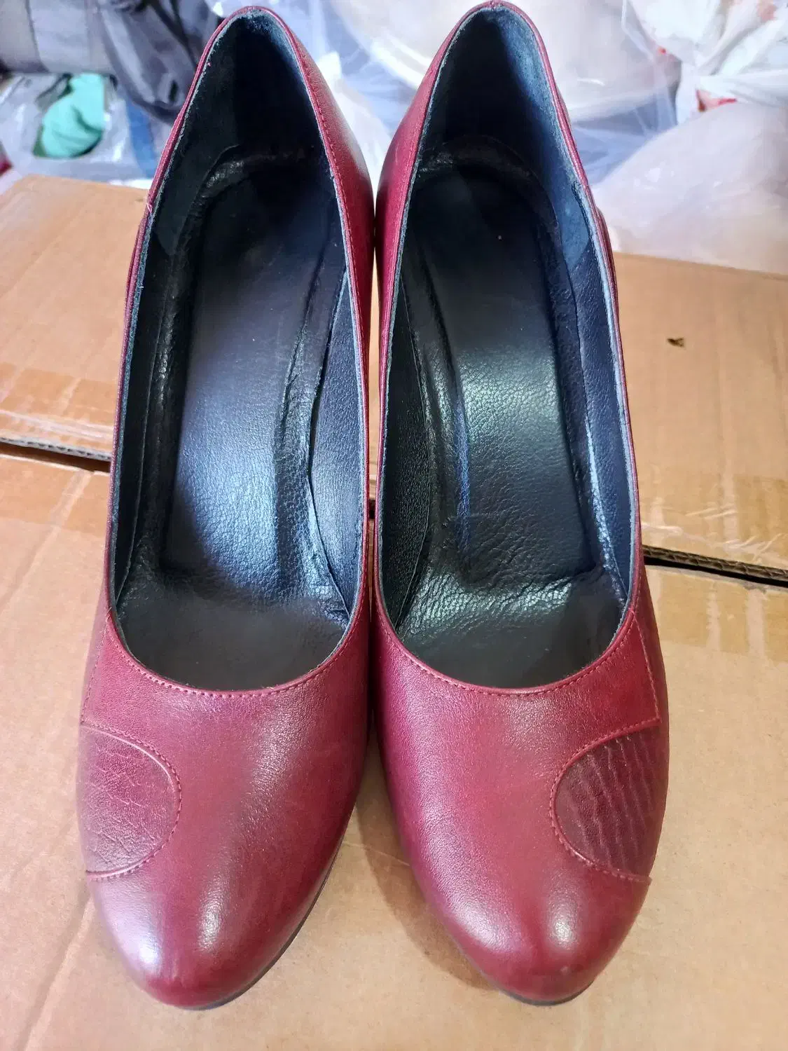 حراج فوری  کفش چرم|کیف، کفش، کمربند|قم, سراجه (۱۵ خرداد)|دیوار