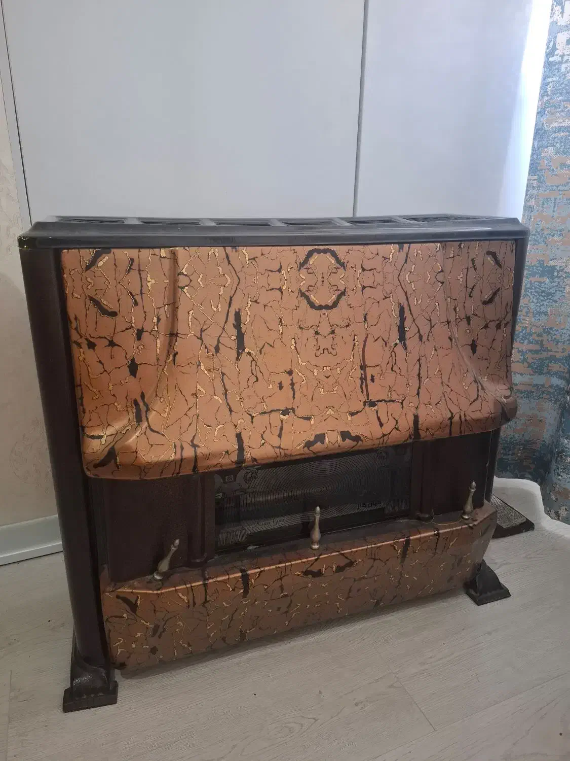 بخاری کودک و بزرگ|بخاری، هیتر، شومینه|ویلکیج, |دیوار