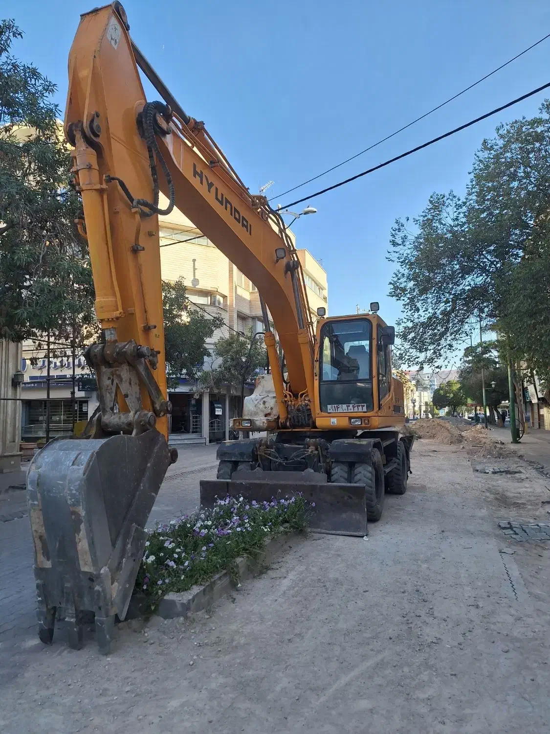 اجاره بیل مکانیکی (تخریب ساختمان و خاکبرداری)|خدمات حمل و نقل|تبریز, |دیوار