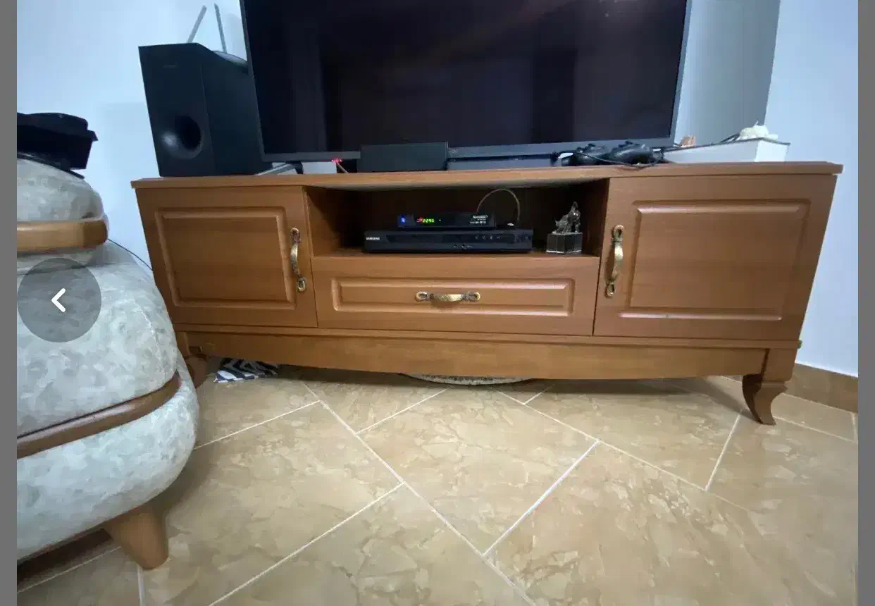 تلویزیون|تلویزیون و پروژکتور|رشت, گلسار|دیوار