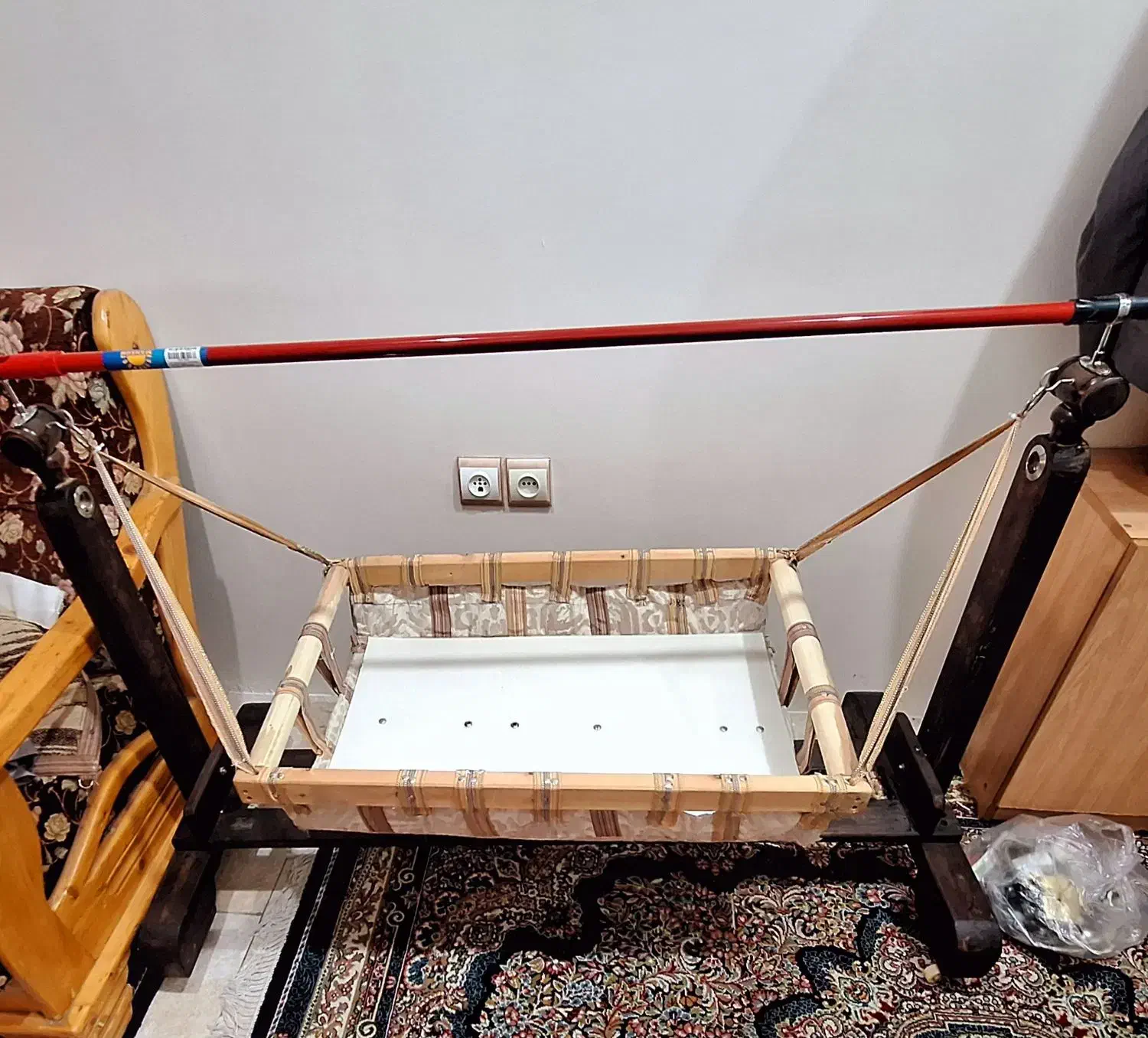 گهواره کودک|تخت و صندلی بچه|اسلامشهر, شهرک مفیدی|دیوار