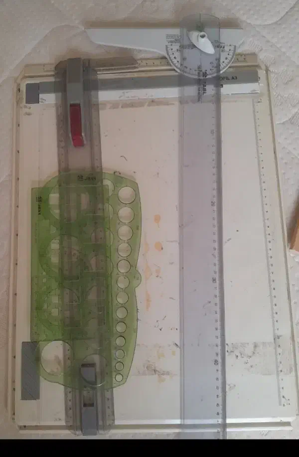 تخت رسم|لوازم التحریر|الوند, |دیوار