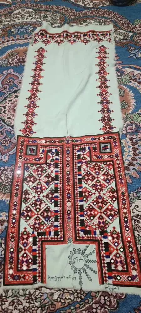 لباس بلوچی|لباس|خاش, |دیوار