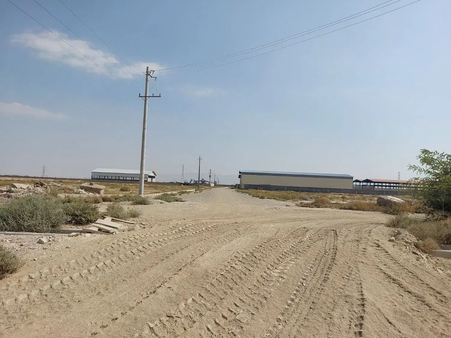 فروش زمین ویژه درقلب شهرک صنعتی حاجی آباد|فروش دفتر صنعتی، کشاورزی، تجاری|اراک, |دیوار