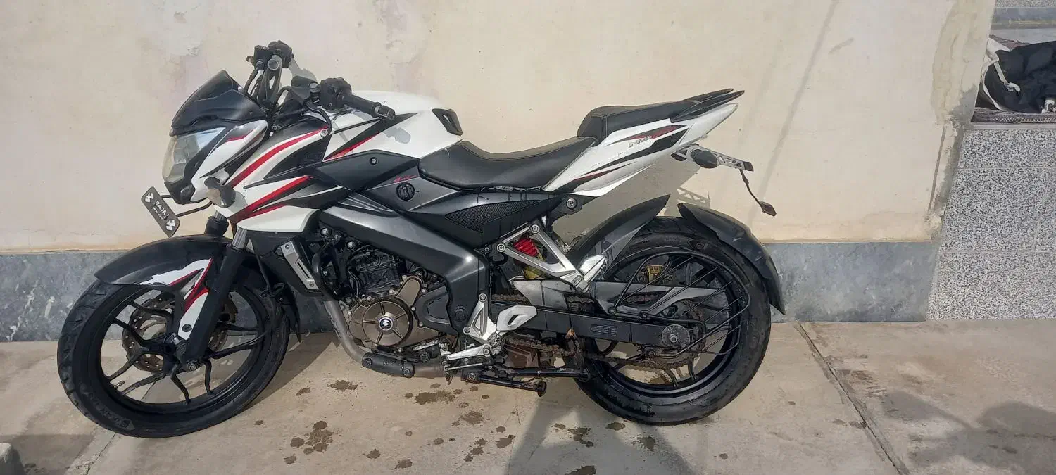 ان اس ۲۰۰ مزایده|موتورسیکلت|گنبد کاووس, |دیوار