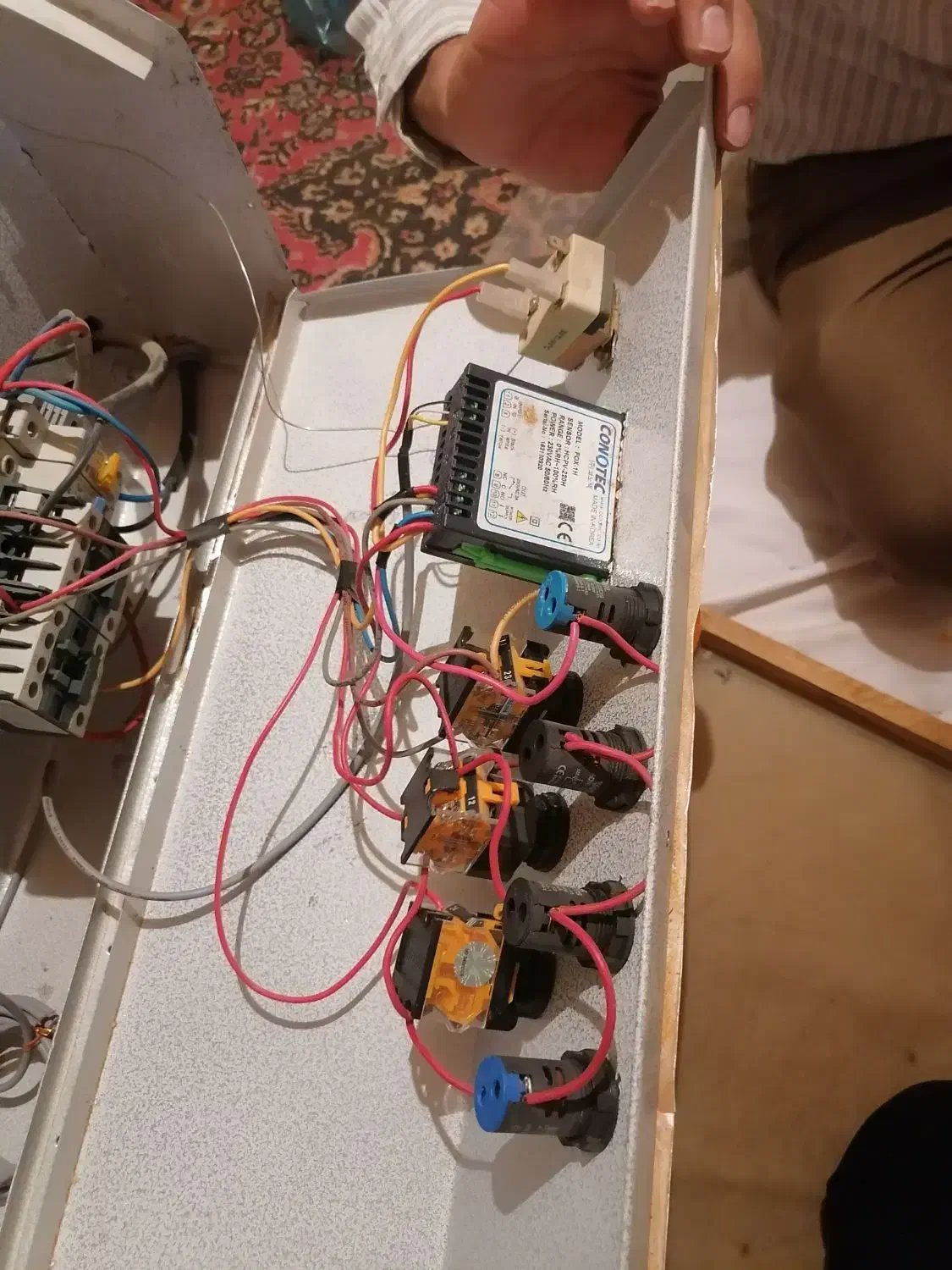 سیمکشی، برقکاری ساختمان ، نصب آیفون|خدمات پیشه و مهارت|تربت جام, والفجر|دیوار