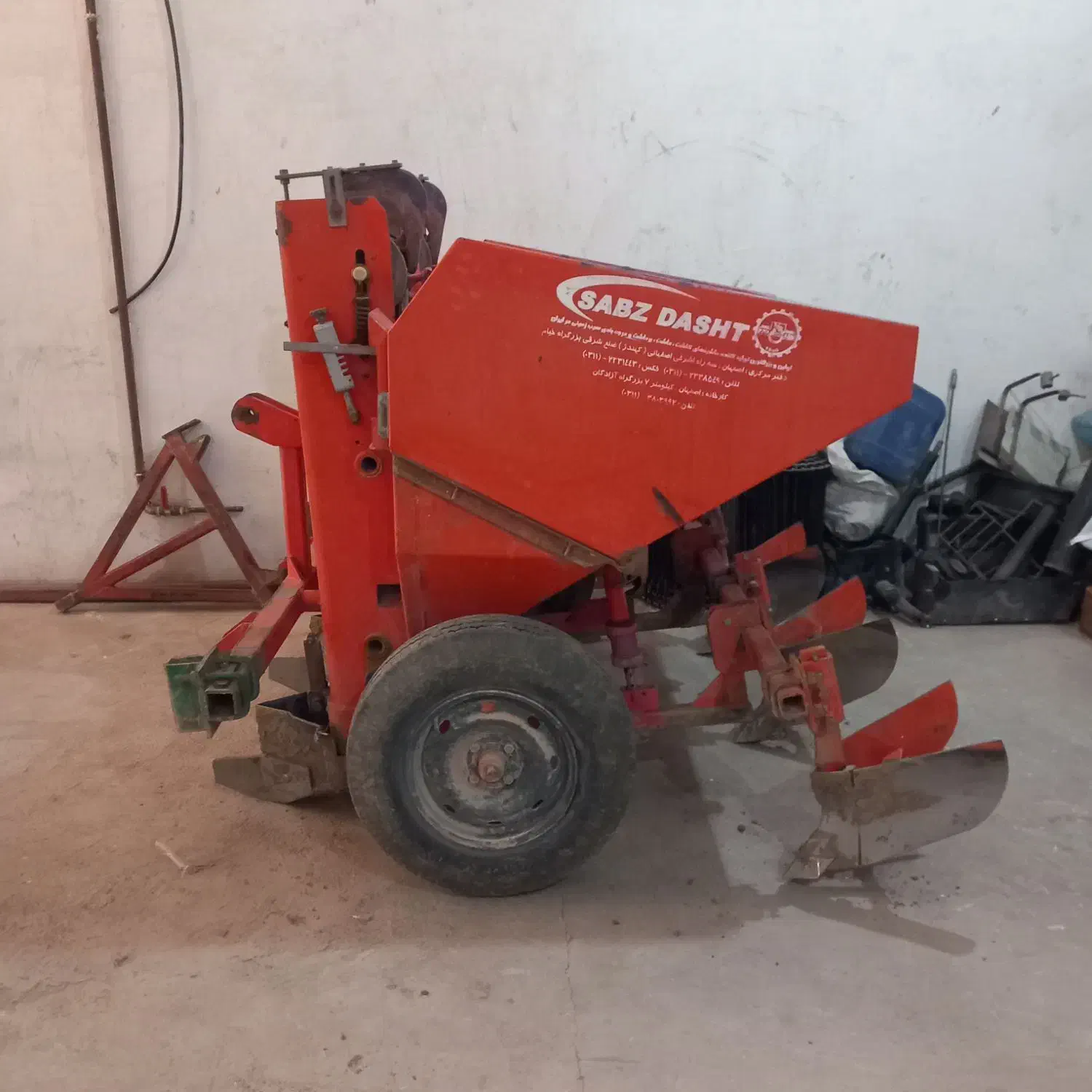 دستگاه سیب کار سبز دشت|ماشینآلات صنعتی|لالجین, |دیوار