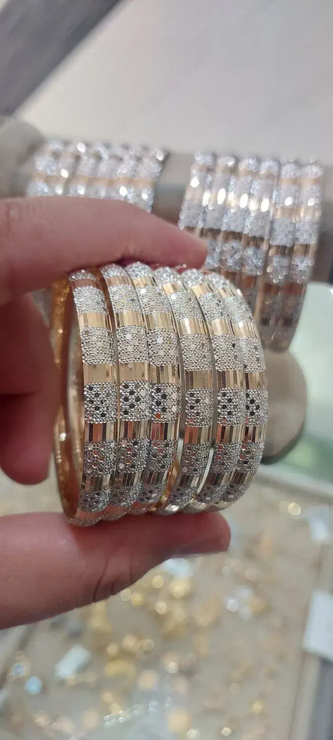 النگو طلا نو مثله دست دوم بخر|جواهرات|آران و بیدگل, |دیوار