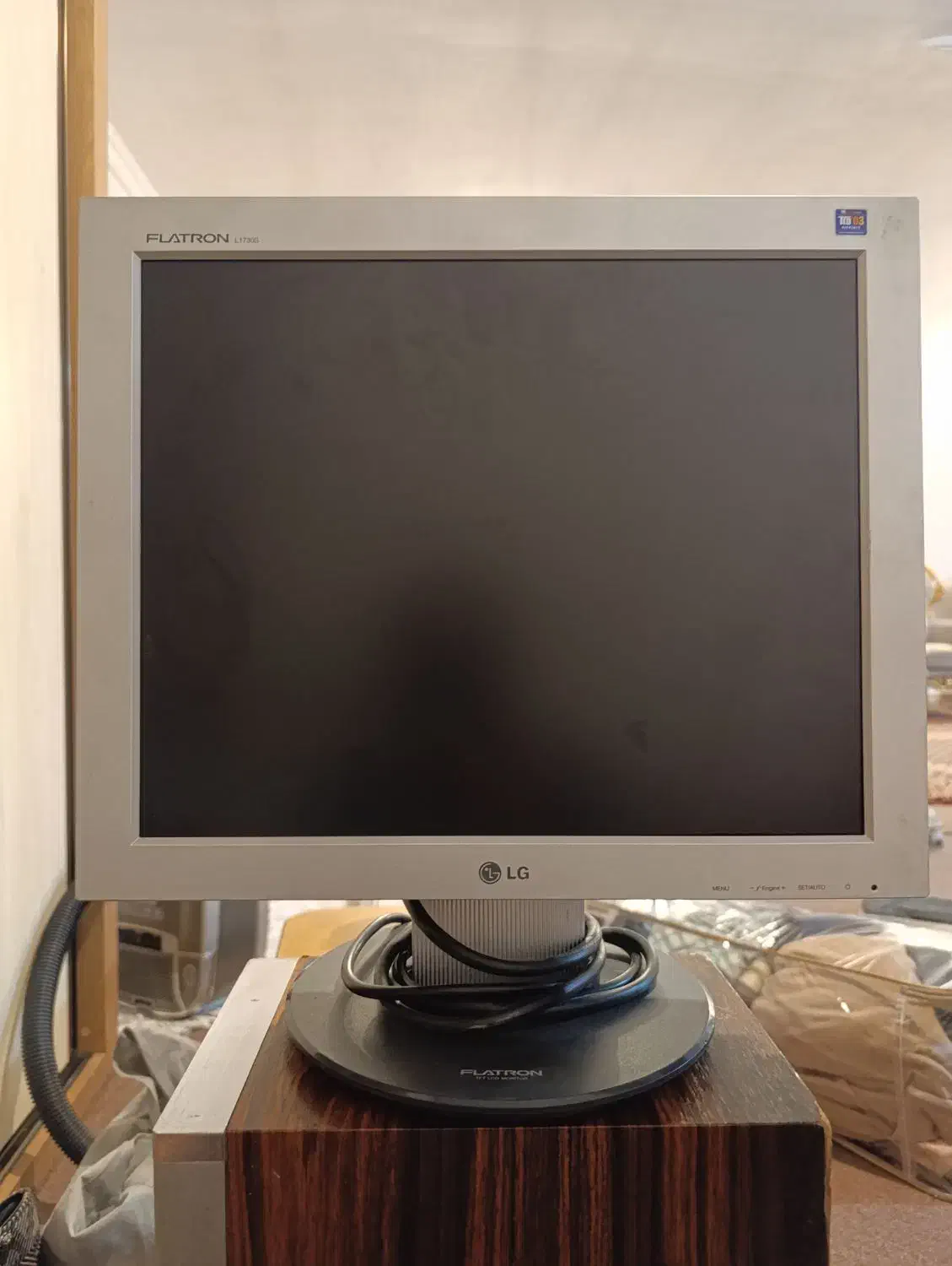 مانیتور ال جی lg|قطعات و لوازم جانبی رایانه|باسمنج, |دیوار